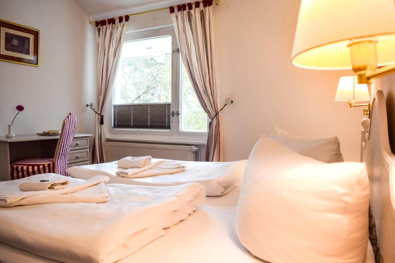 Meeressterne Hotel Weisses Schloss Heringsdorf  Bagian luar foto