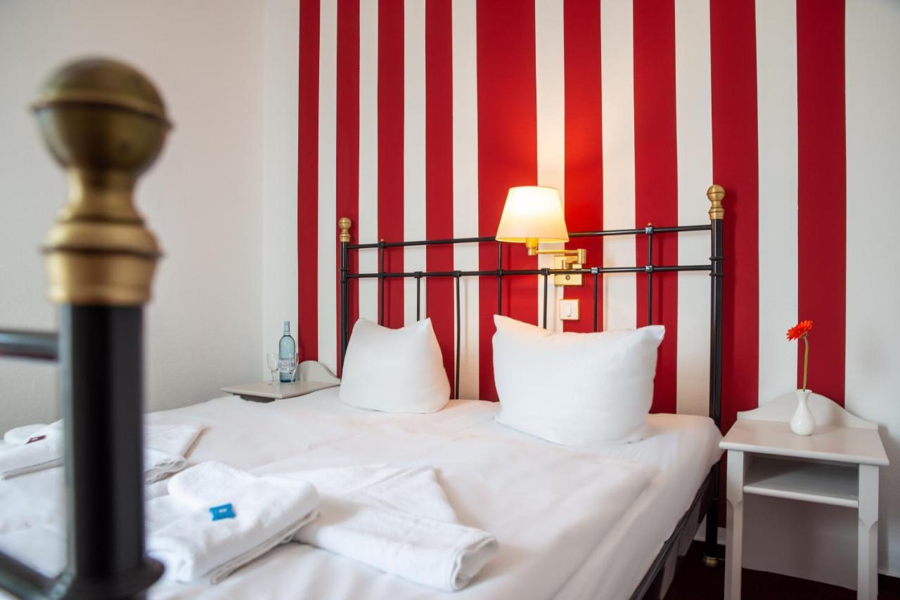 Meeressterne Hotel Weisses Schloss Heringsdorf  Bagian luar foto