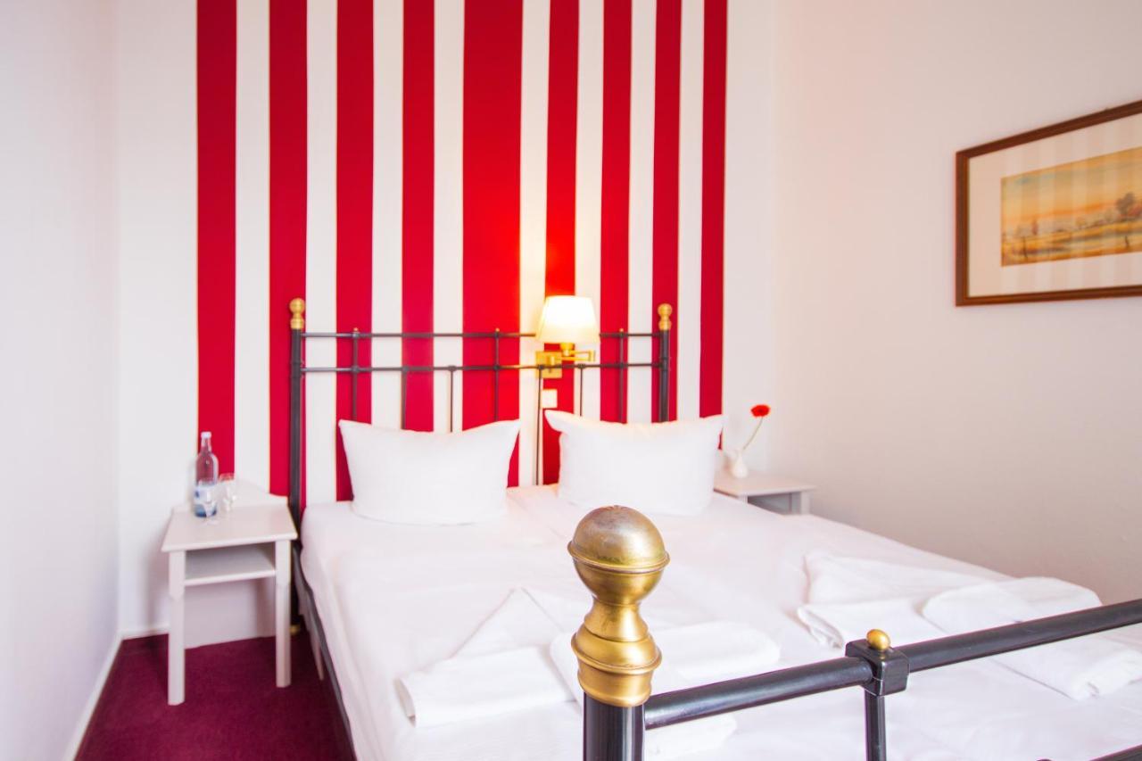 Meeressterne Hotel Weisses Schloss Heringsdorf  Bagian luar foto