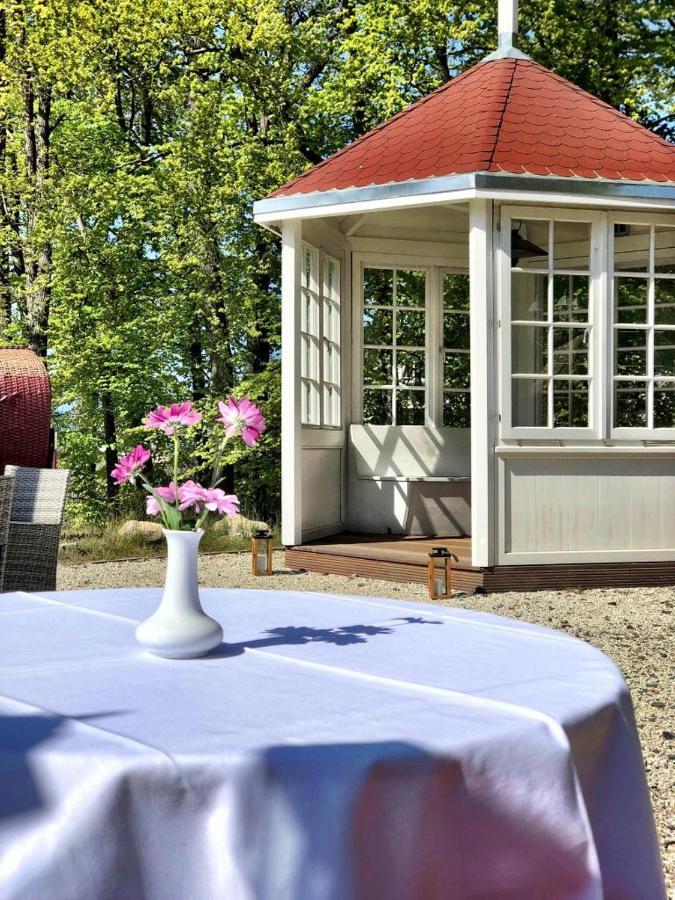 Meeressterne Hotel Weisses Schloss Heringsdorf  Bagian luar foto