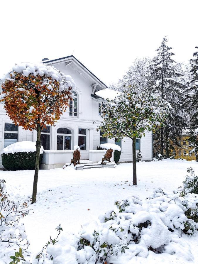 Meeressterne Hotel Weisses Schloss Heringsdorf  Bagian luar foto