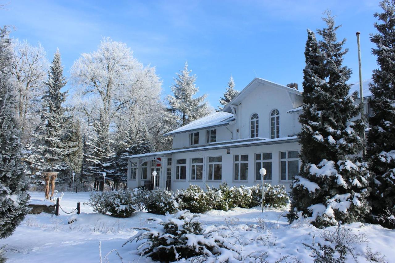 Meeressterne Hotel Weisses Schloss Heringsdorf  Bagian luar foto